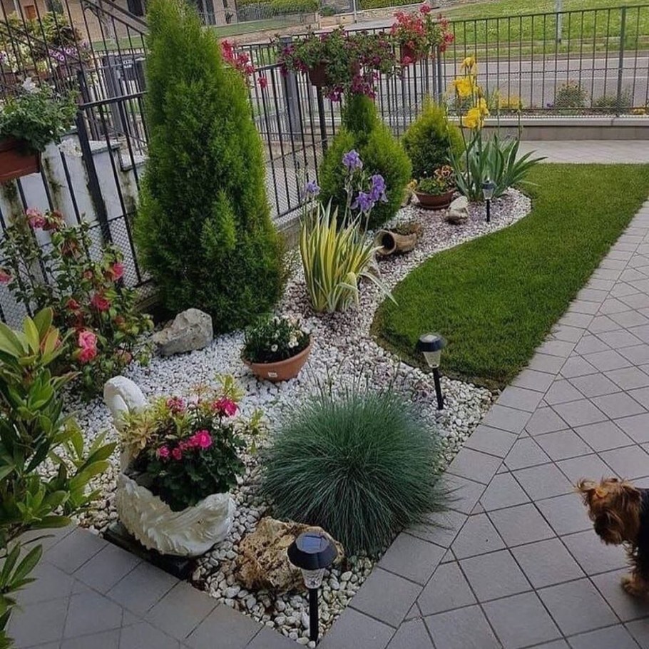 Дизайный ландшафт двора