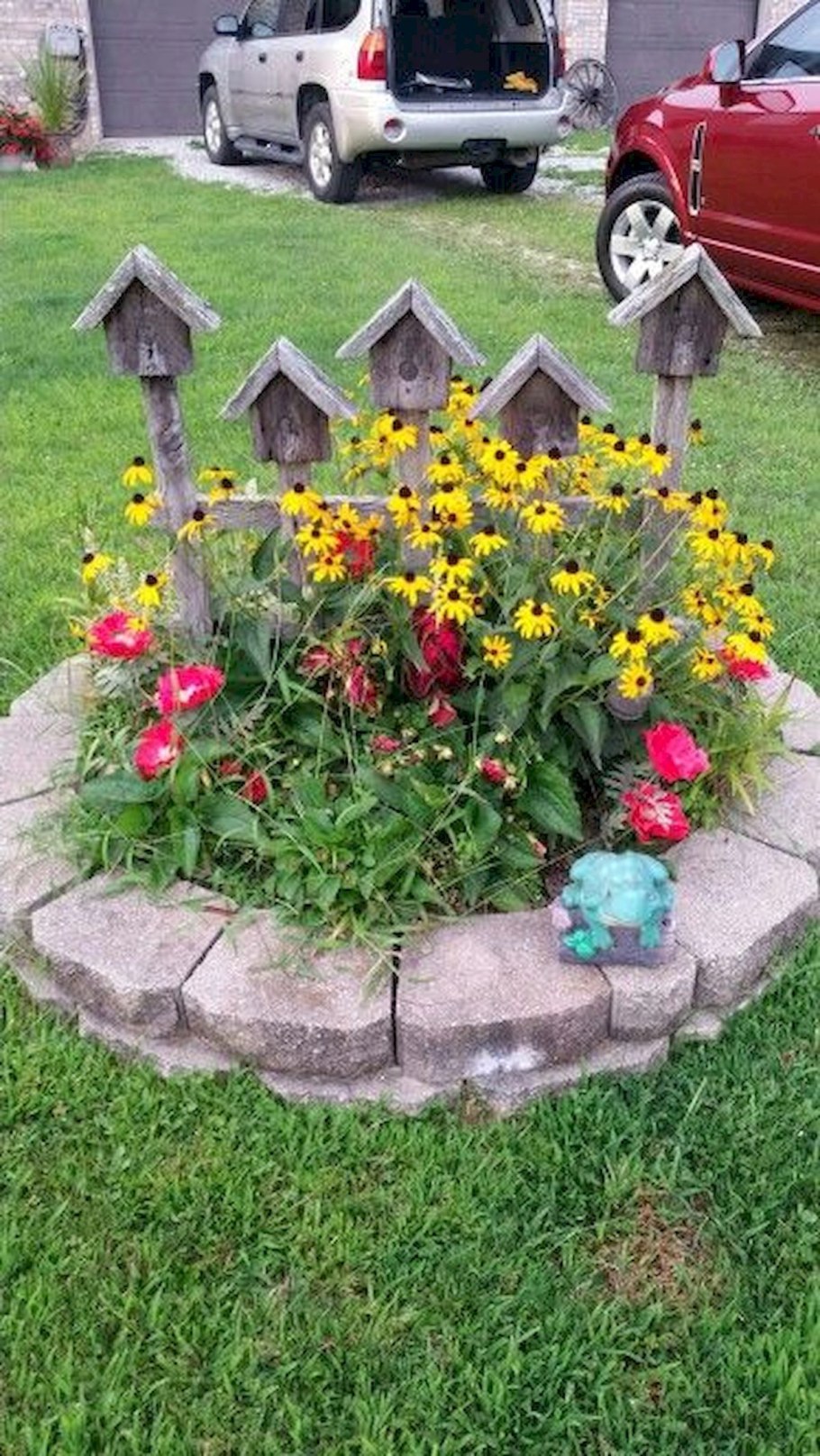 Клумбы на даче