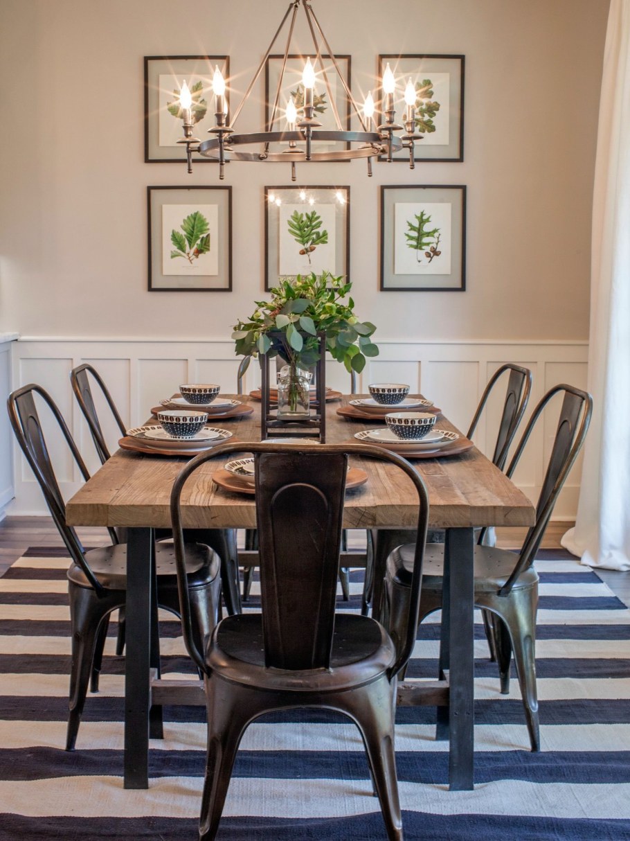 Декор над столом в кухне