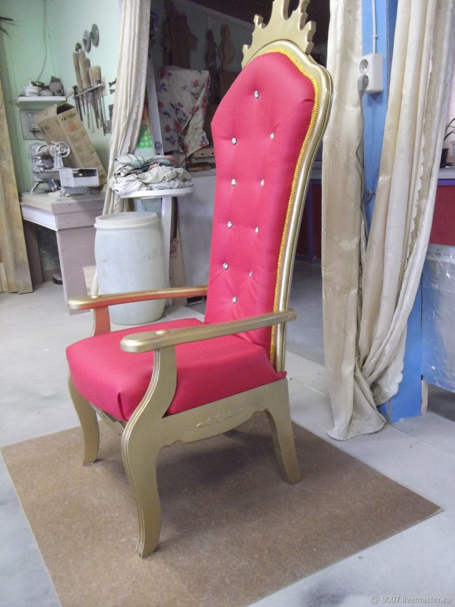 Стул трон для девочки