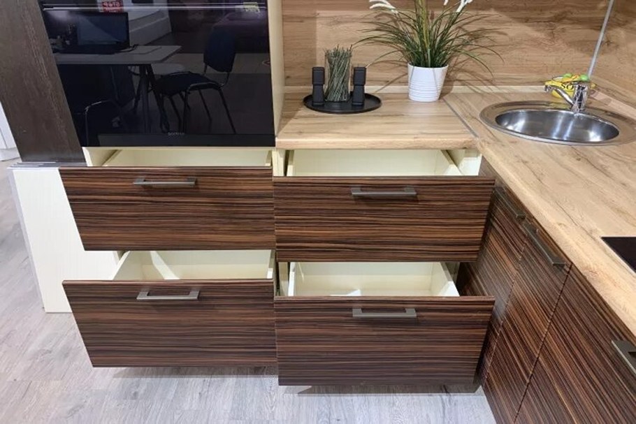 Кухня Giulia Novars зебрано темный