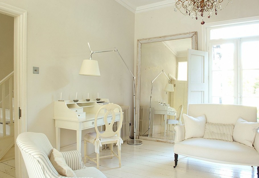 Молочный цвет стен