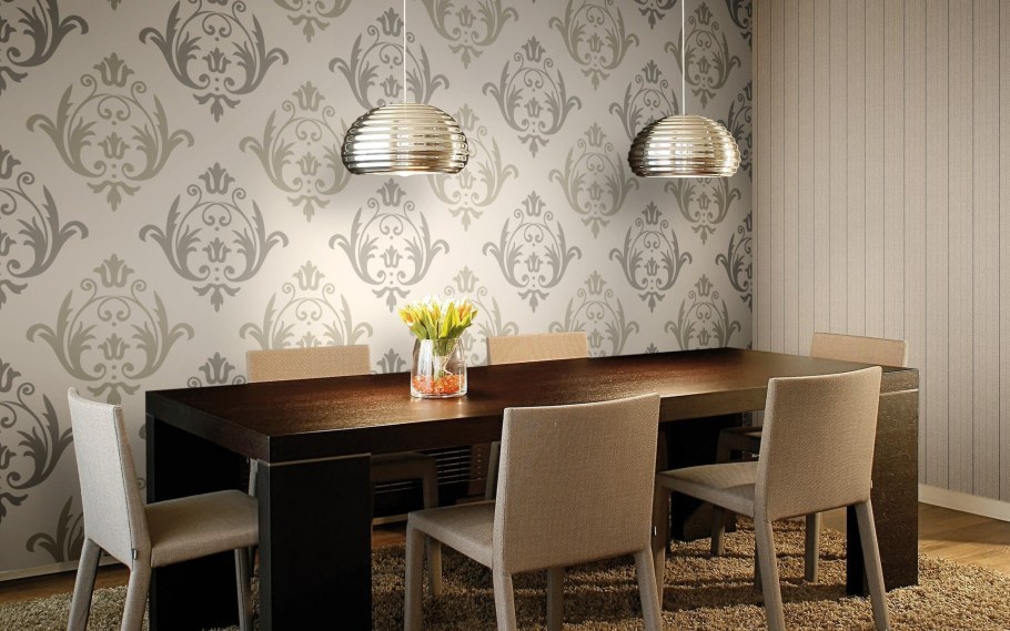 Комбинированные обои для кухни в интерьере