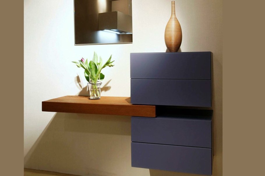 Подвесная тумбочка