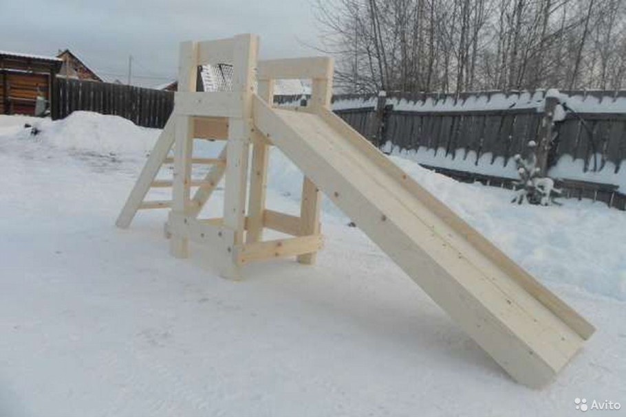 Детские горки из дерева
