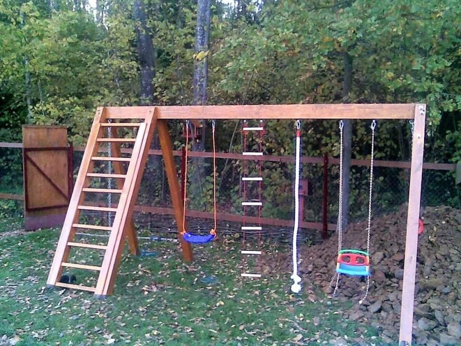 Детский спортивный уголок для дачи