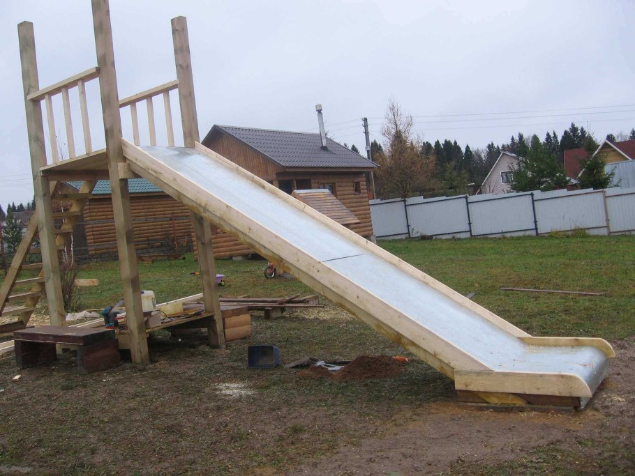 Детские деревянные горки для дачи