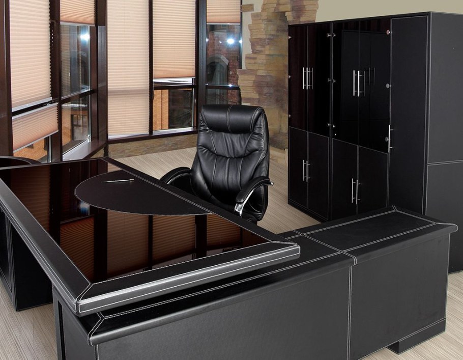 Черная офисная мебель