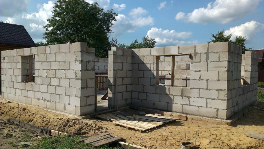 Дом из пеноблоков