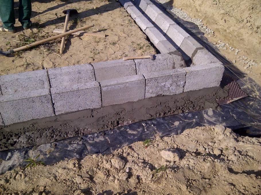 Блоки ФБС под гараж