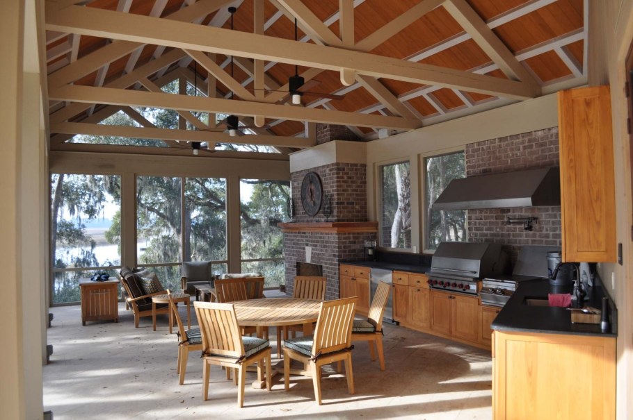 Интерьер летней кухни