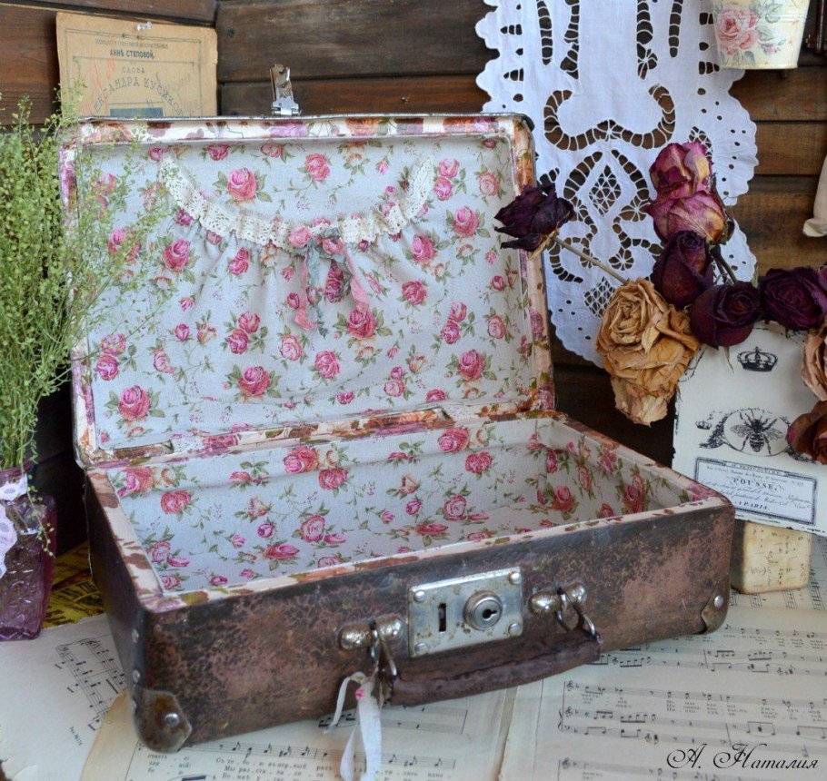 Чемодан для украшений