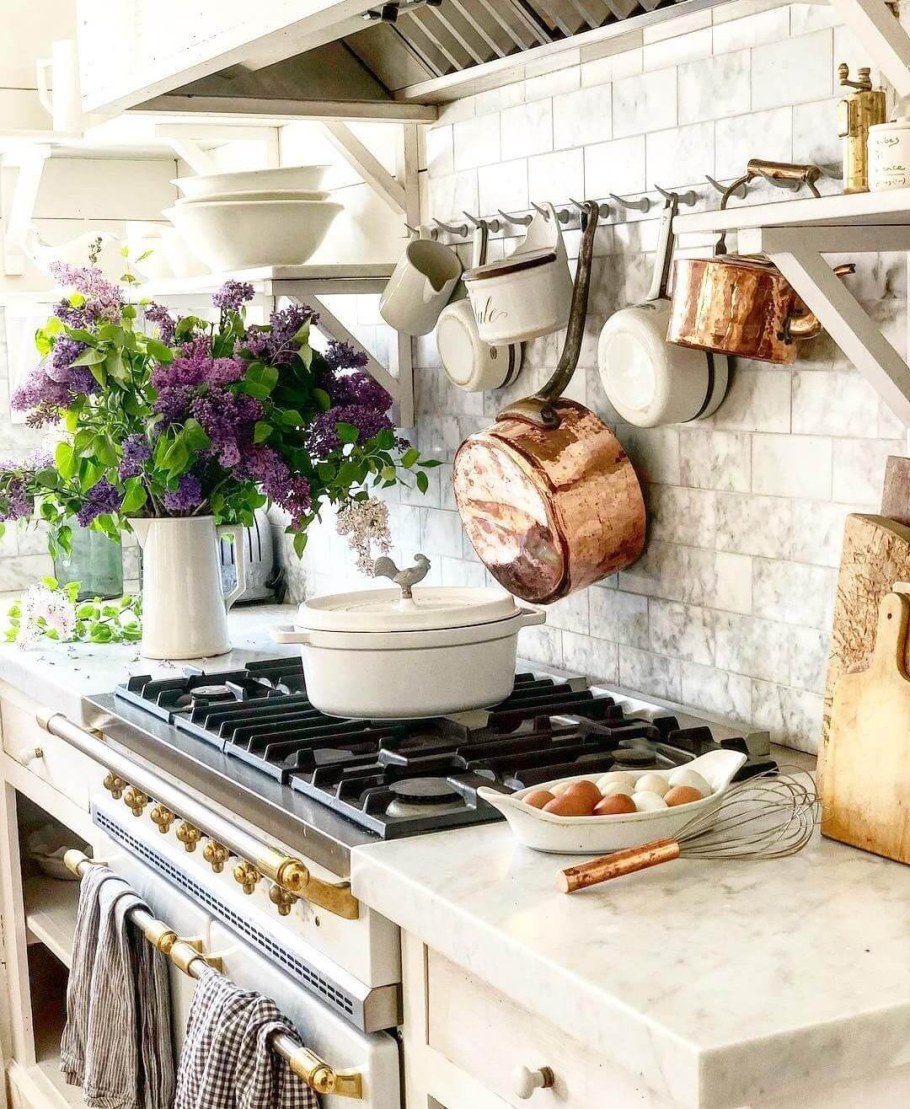 Кухня в стиле французский Прованс