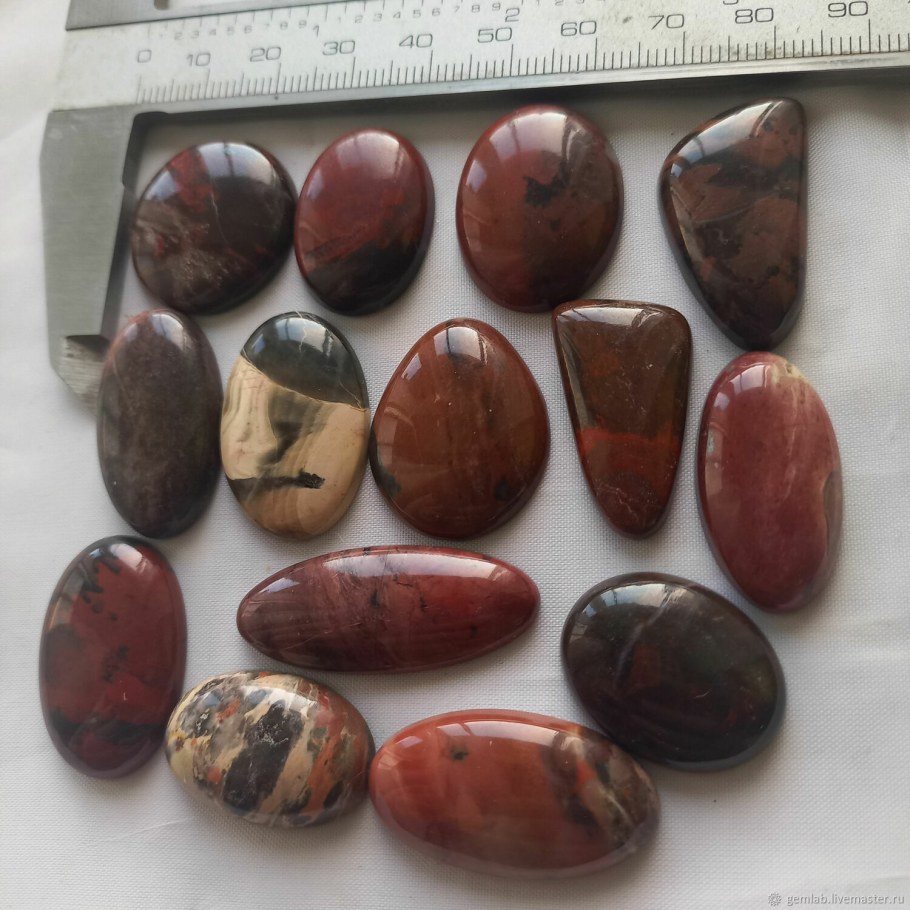 Кабошон яшма Уральская