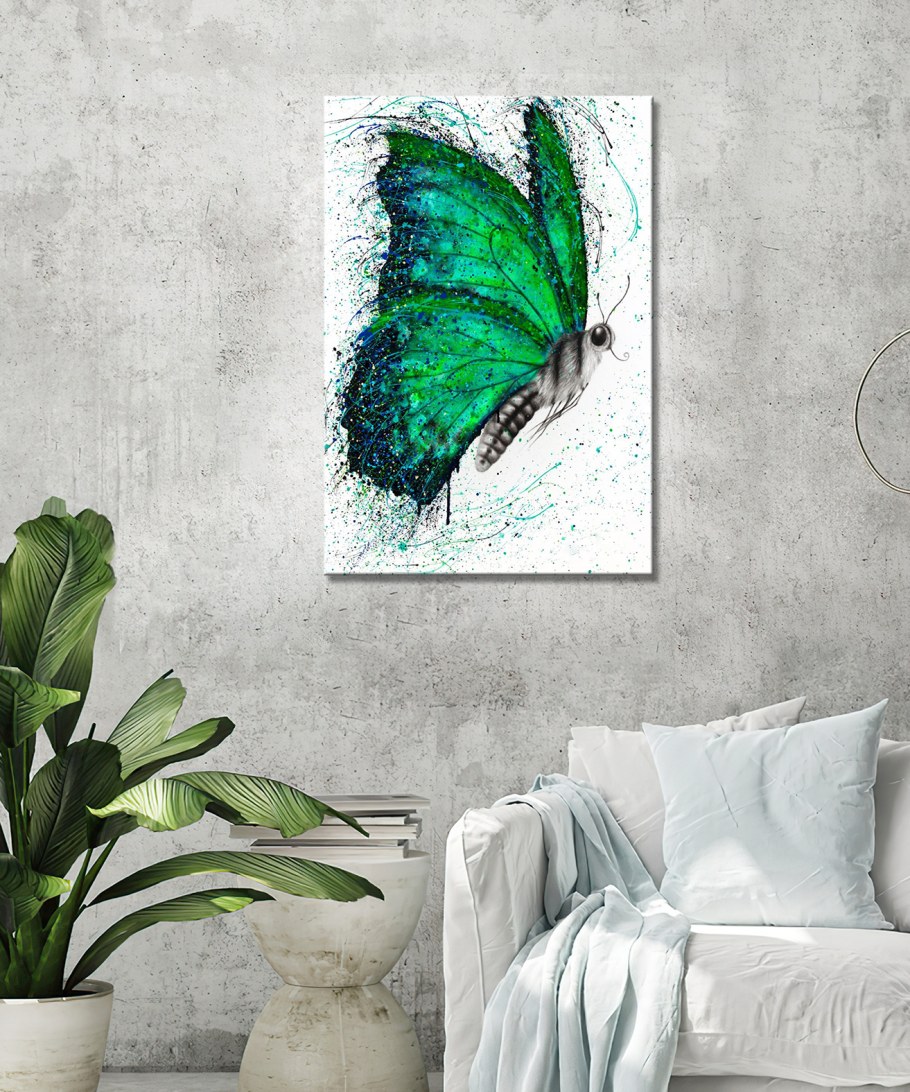 Зеленая бабочка арт