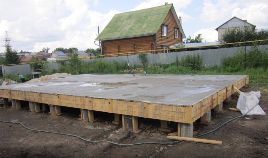 Свайно-ленточный фундамент ТИСЭ С плитой перекрытия