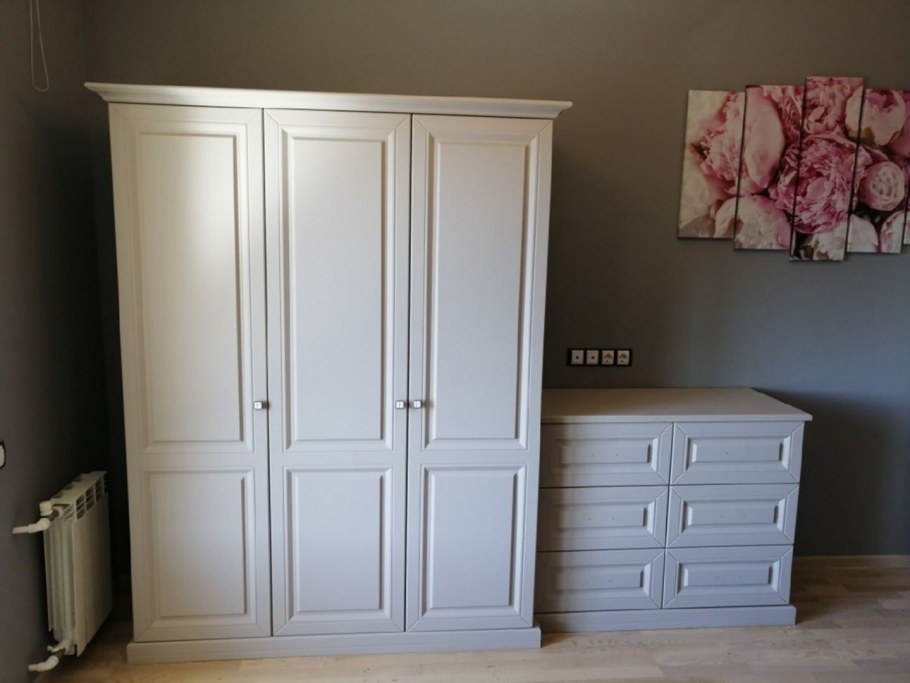 Белый шкаф классика 3ддд