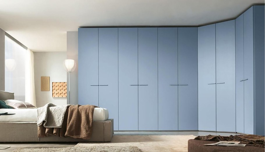 Шкаф распашной