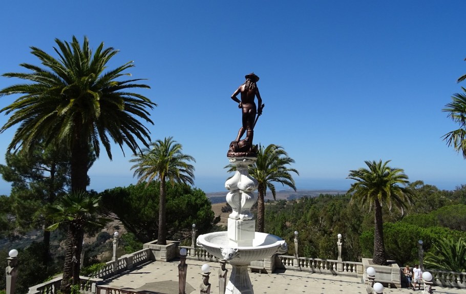 Статуя Нептуна Канарские острова Луис Аренсибия