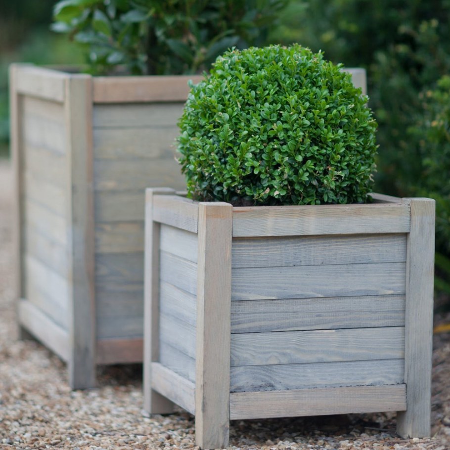 Деревянные горшки для цветов