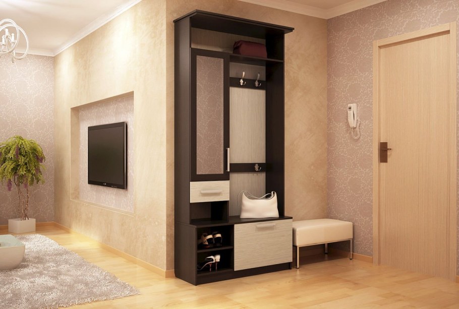 Прихожая в маленький коридор