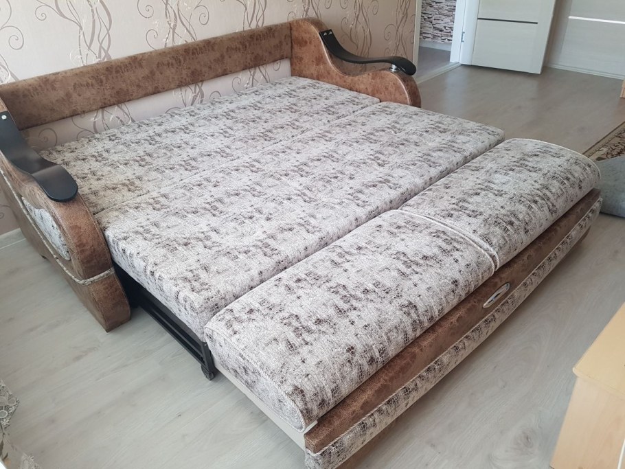 Диван Антикоготь