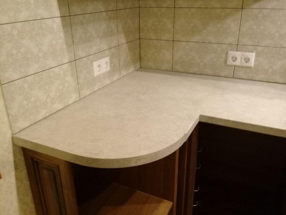 Тессино кремовый столешница