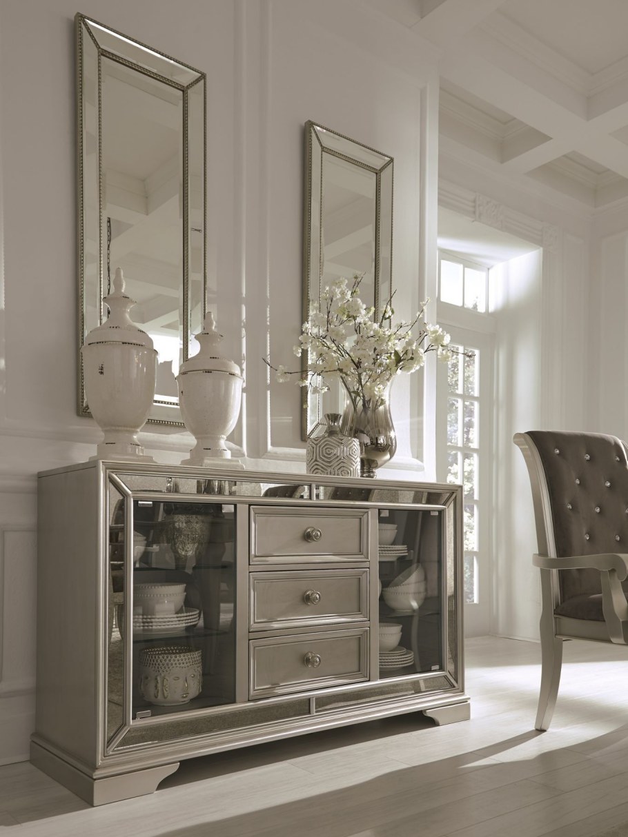 D650-60 буфет Coralayne, Ashley Furniture
