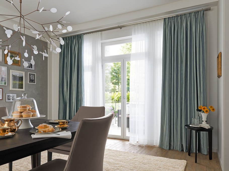 Шторы в кухню-гостиную в современном стиле