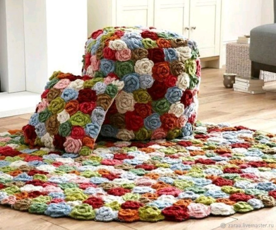 Вязаные интерьерные вещи