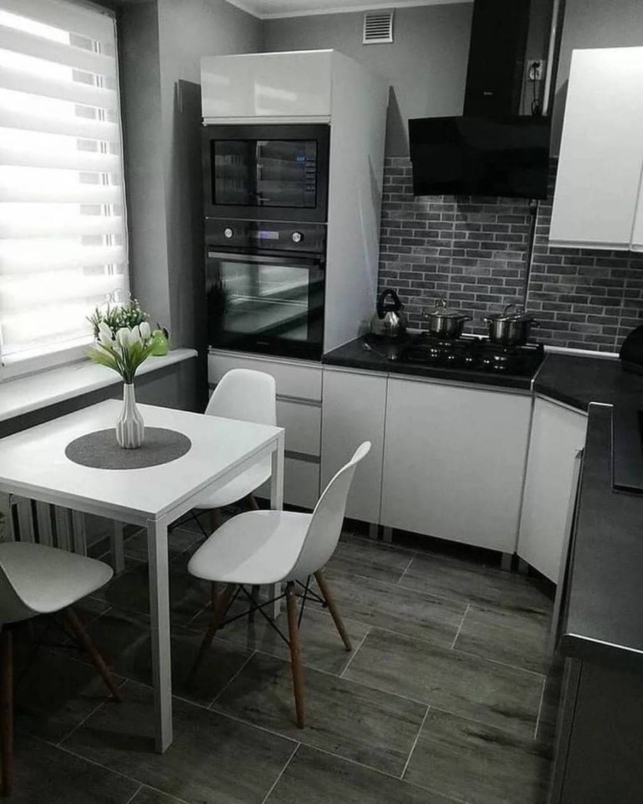 Интерьер небольшой кухни