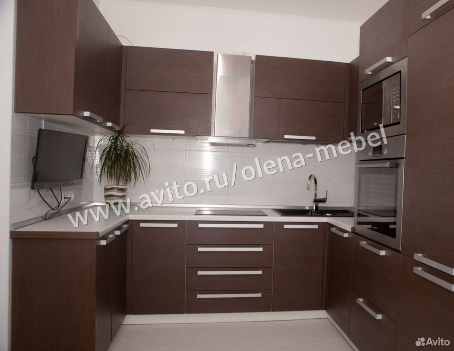 G образная кухня