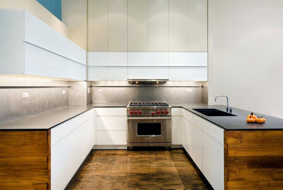 Современные кухни п образные