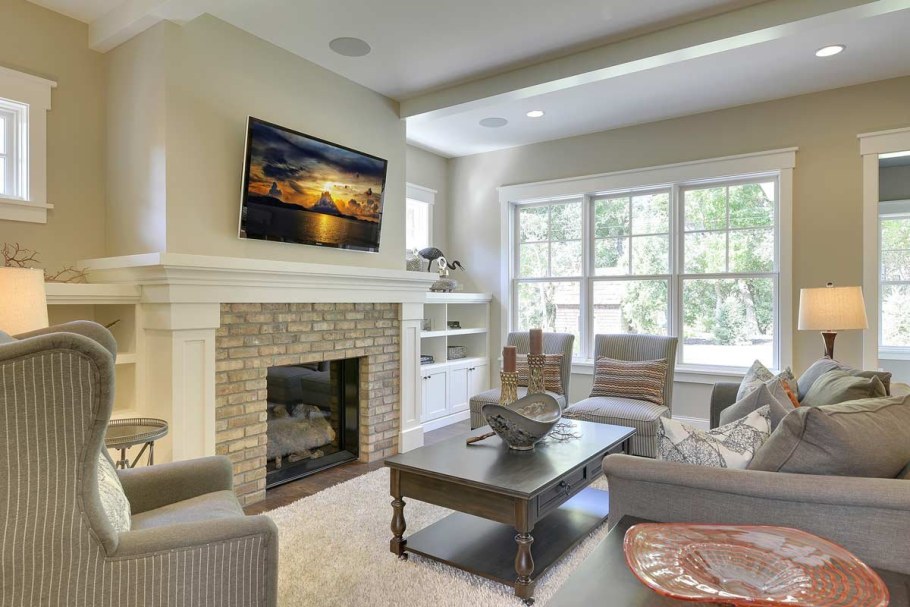 Камины в интерьере гостиной