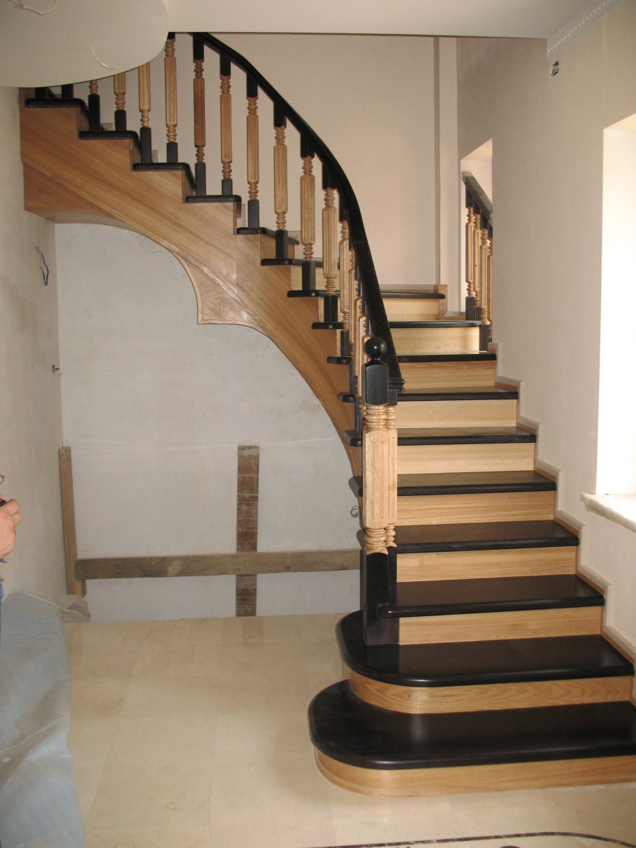 Отделка бетонной лестницы деревом