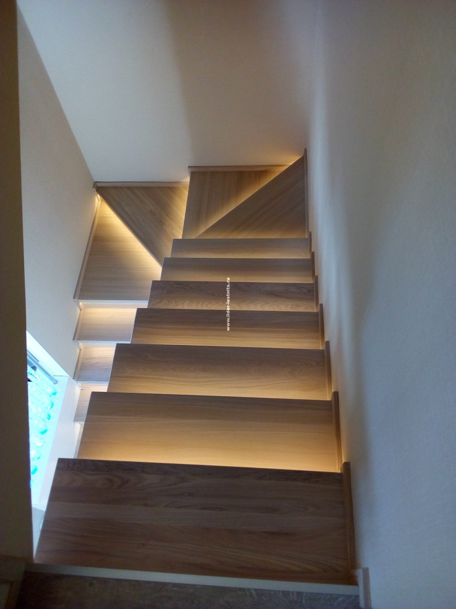 Отделка бетонной лестницы