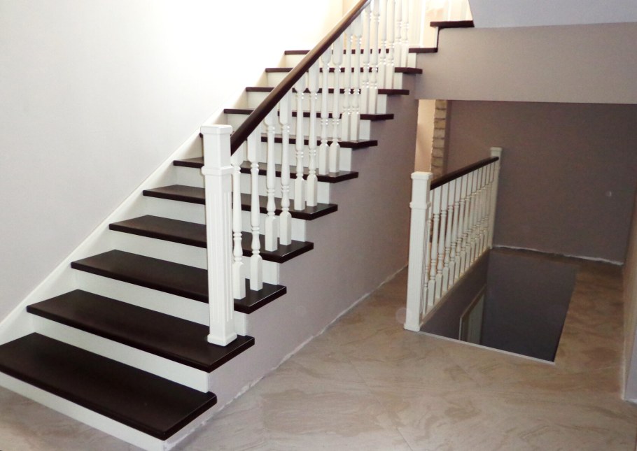 Деревянные ступени для лестницы