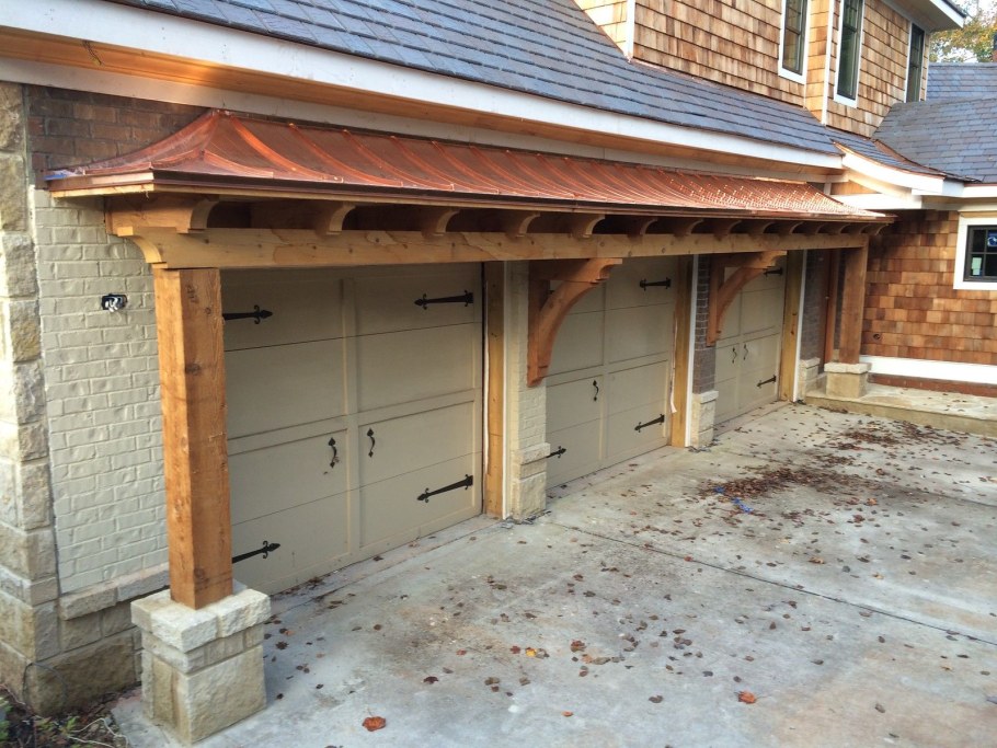 Навес над воротами гаража