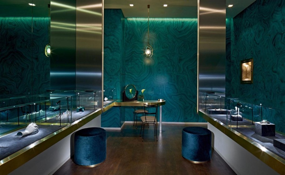 Малахитовый цвет в интерьере