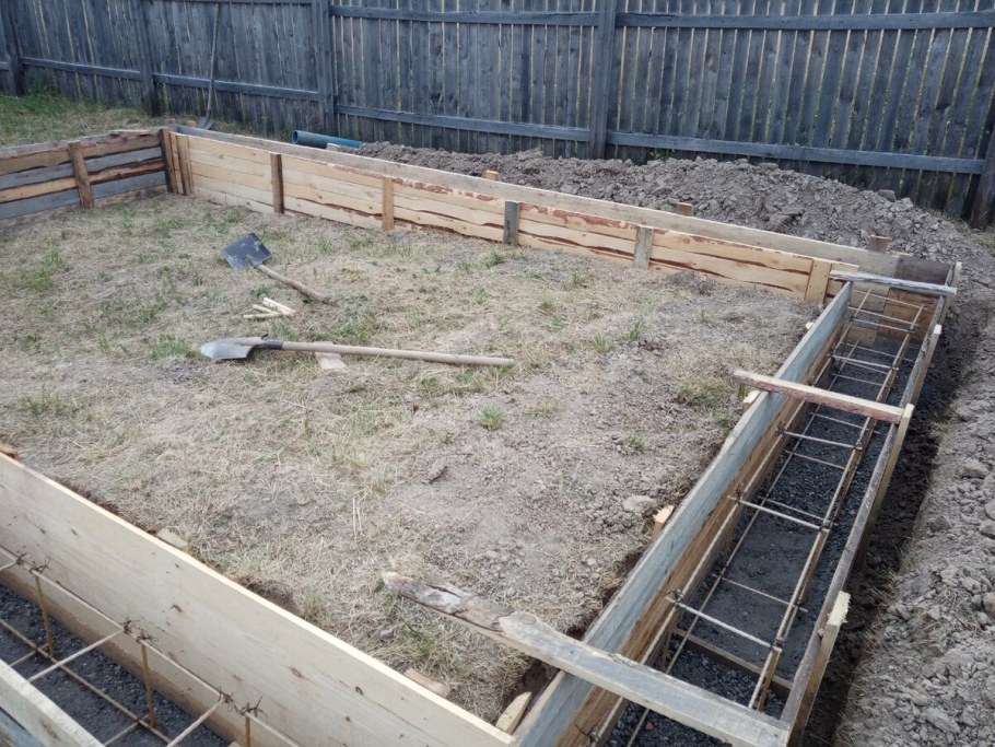 Ленточный фундамент 6х4 сам