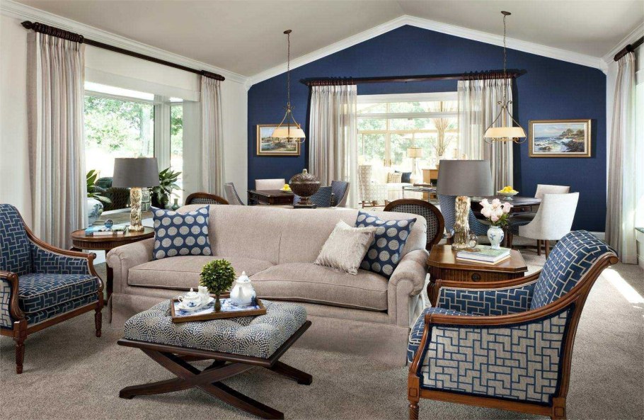 Синие стены в интерьере гостиной