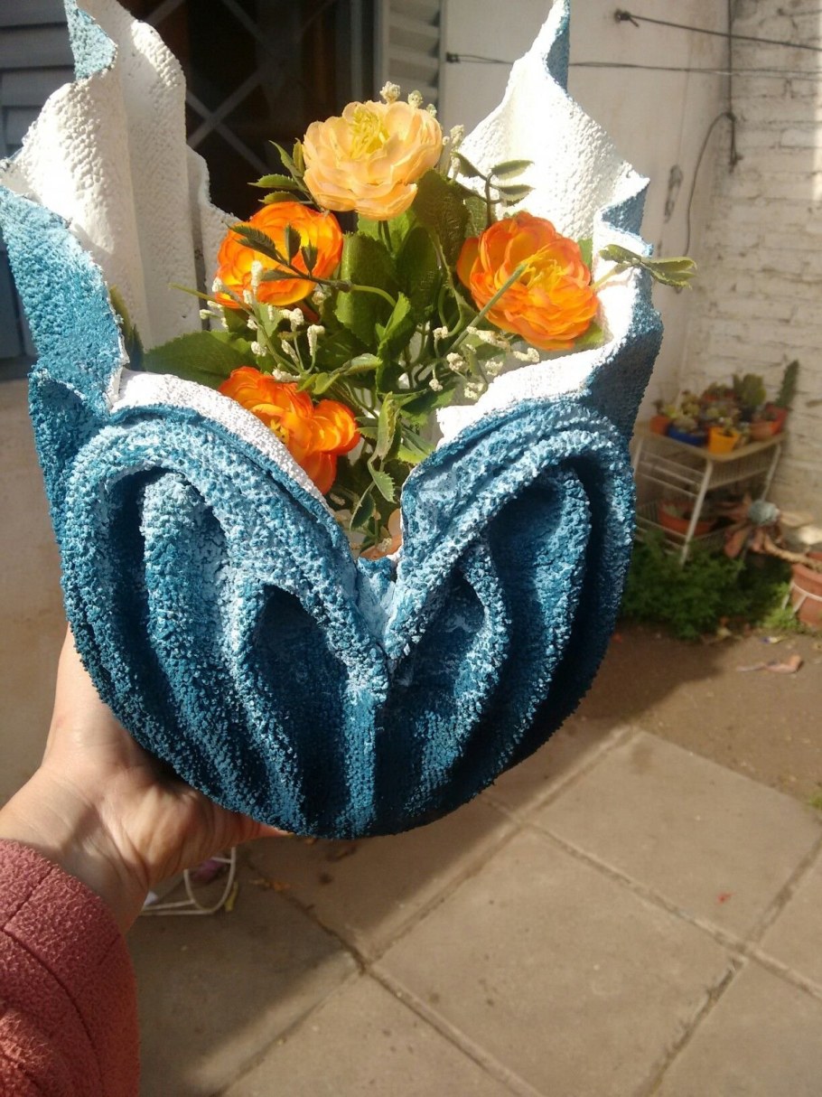 Кашпо из цемента