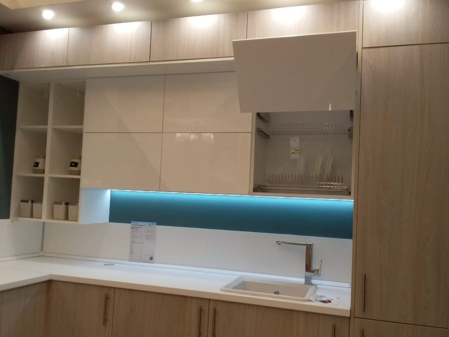 Фасад Берлин Леруа Мерлен