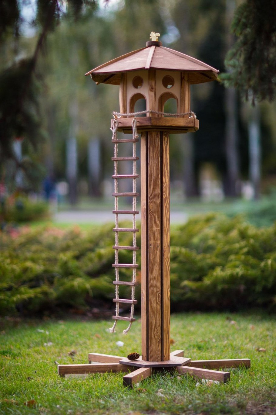 Домик для белок