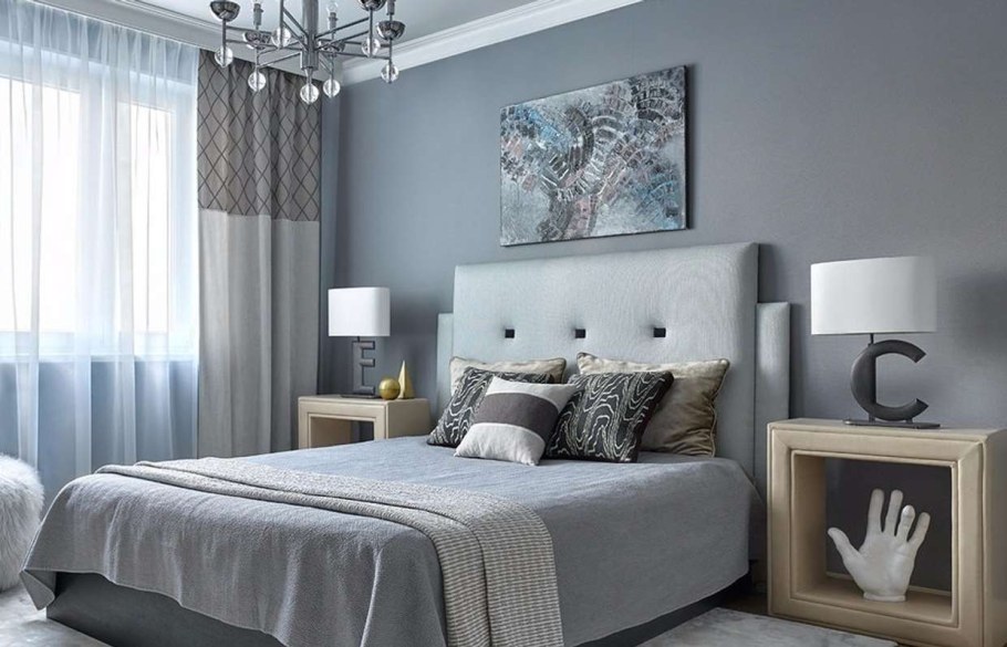 Интерьер спальни в серых оттенках