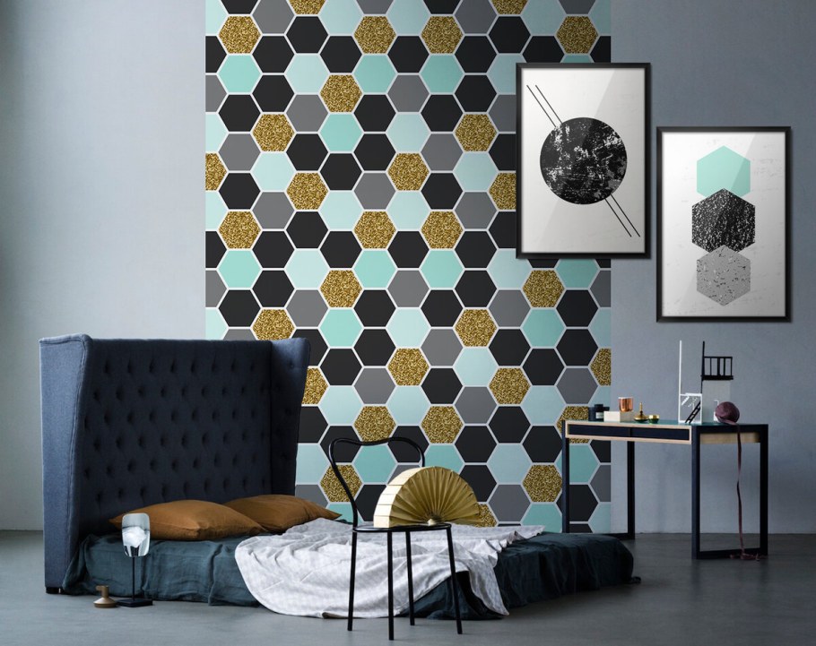 Геометрический узор на стене