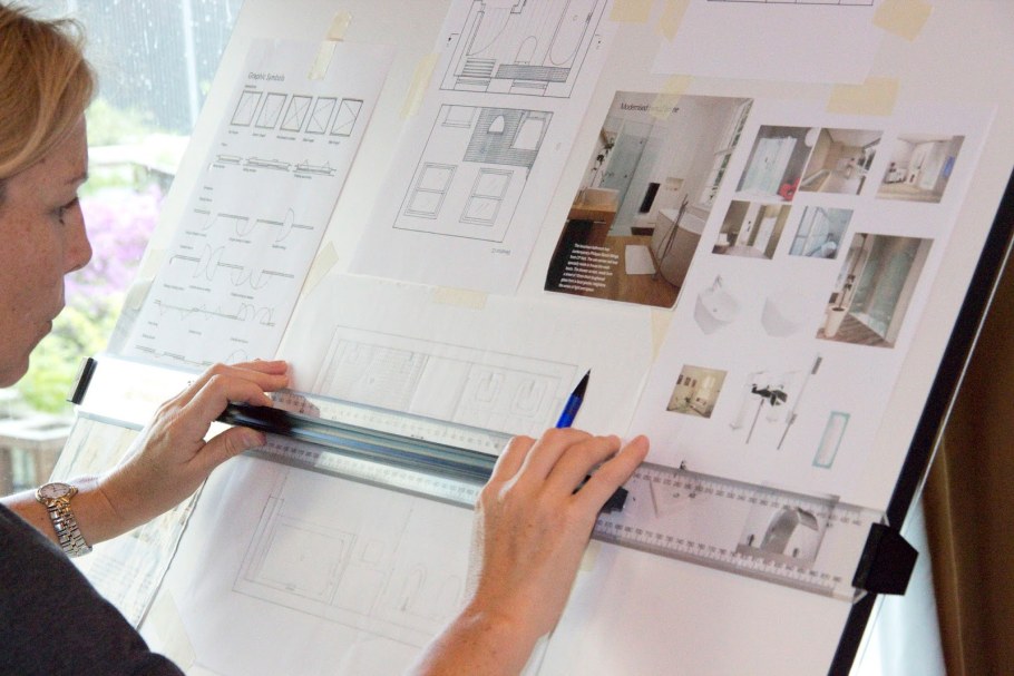 Дизайнер интерьера