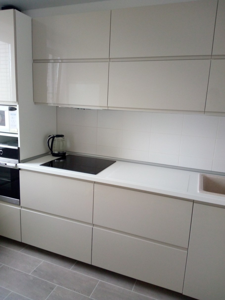 Кухня икеа Воксторп серая