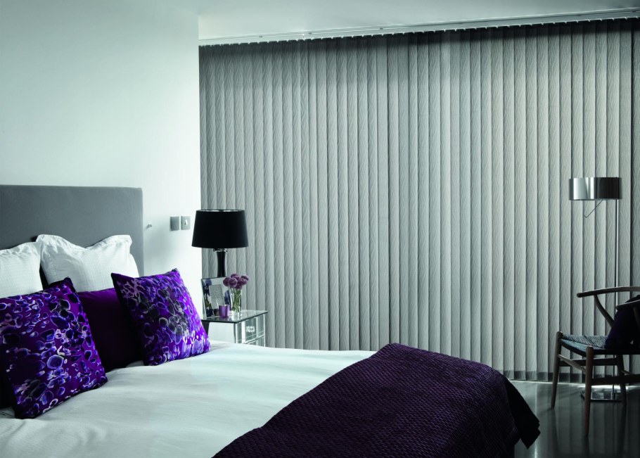 Жалюзи в интерьере спальни