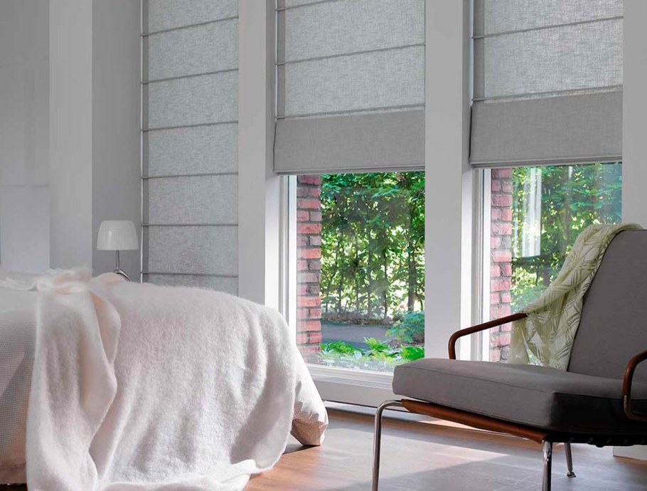 Рулонные шторы Luxaflex